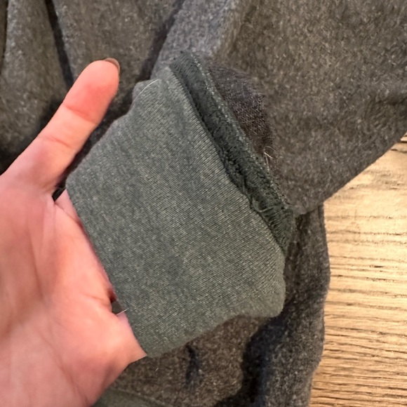 Wildfox Pizza Sweater-super soft, cozy, stretchy, size L, Made in USA - Picture 6 of 8